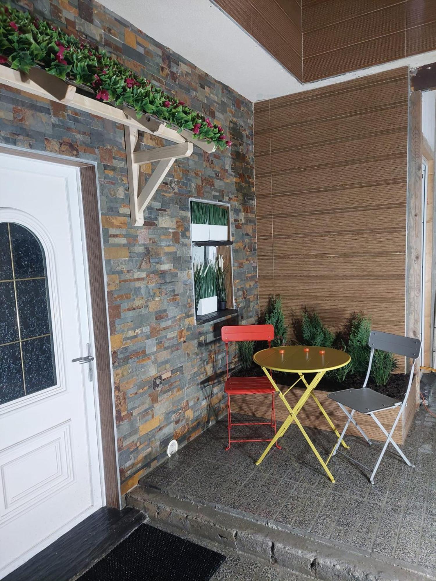 Paris-Julesverne-Bienvenue-Terrasse-Netflix Pantin Zewnętrze zdjęcie